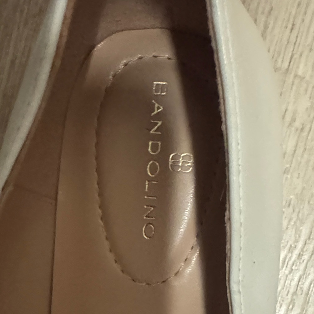 Bandolino Black and White Flats - Picture 5 of 6